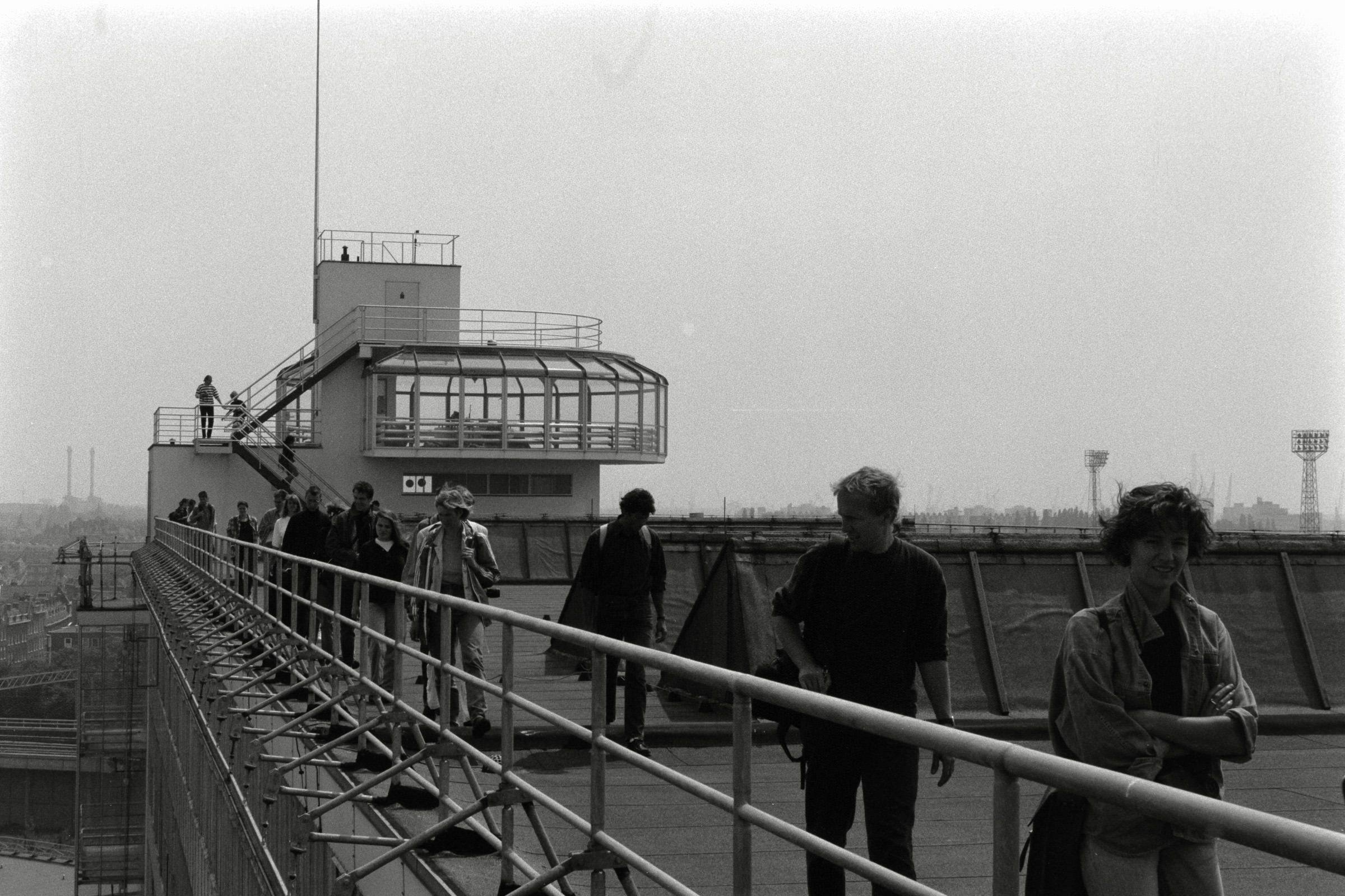 AHP F1992 06 003 sc250507 img18 NLP